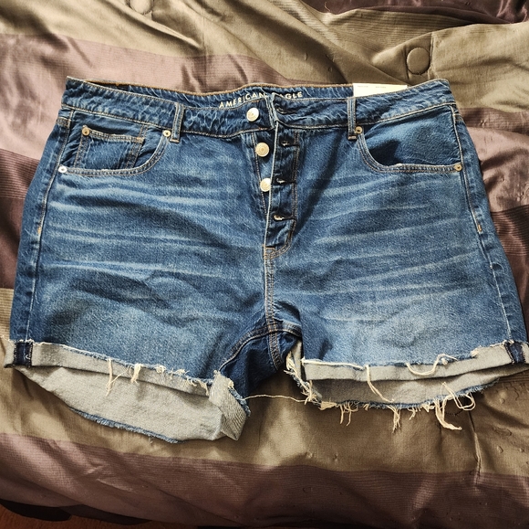 AE Tom girl Shorts - Picture 1 of 5